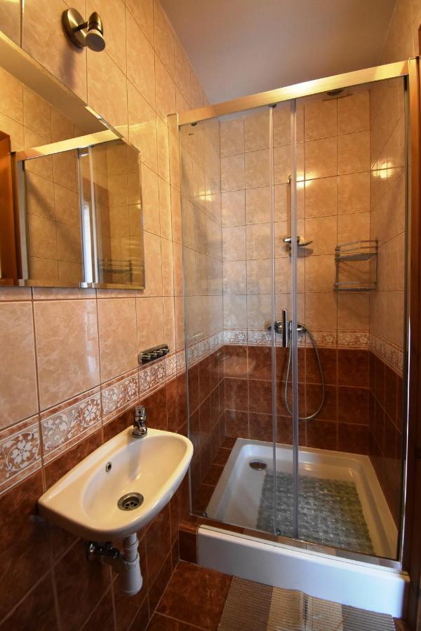 Pokoje Goscinne Na Skraju Puszczy Pogorzelce Extérieur photo