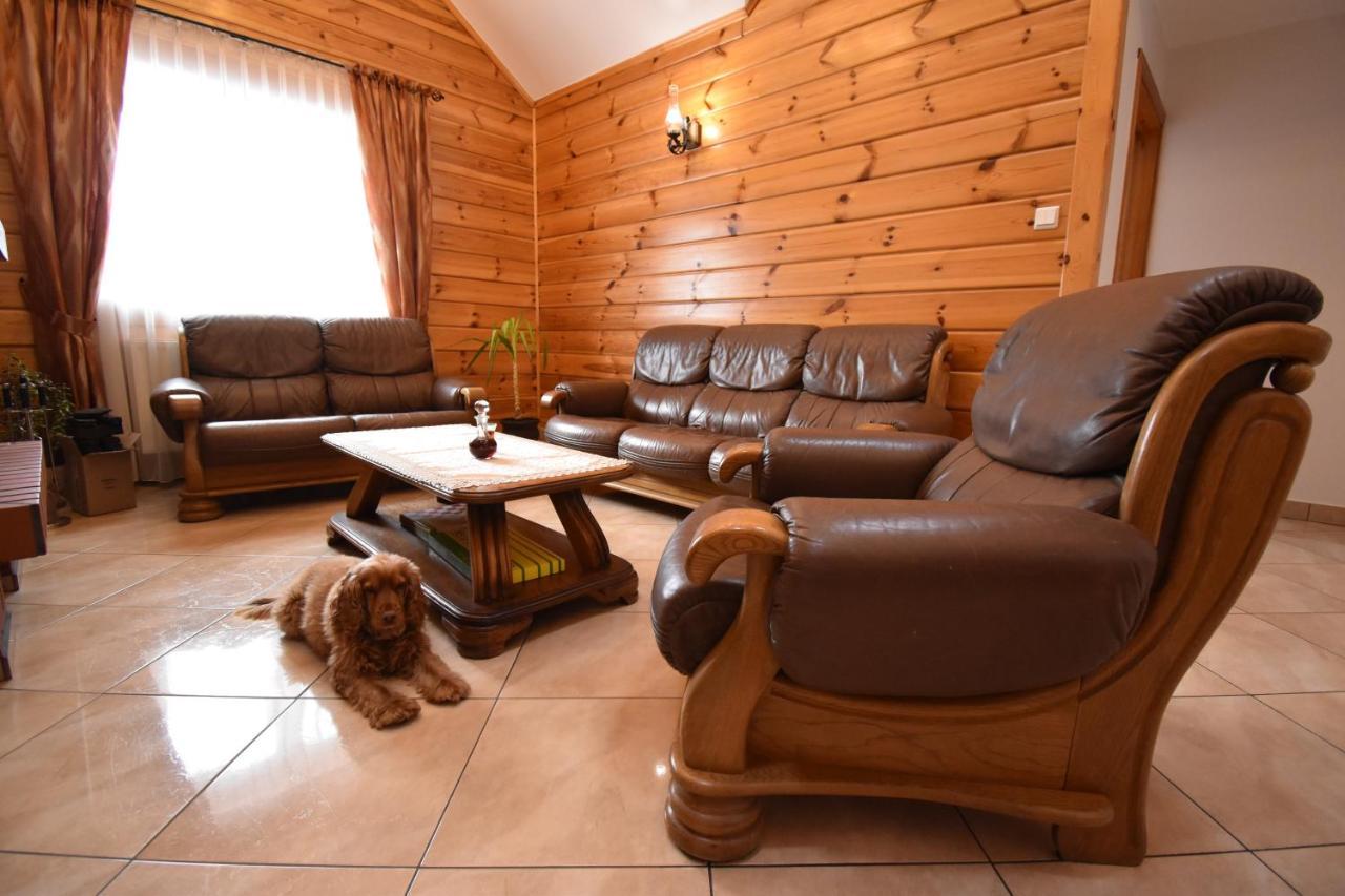 Pokoje Goscinne Na Skraju Puszczy Pogorzelce Extérieur photo