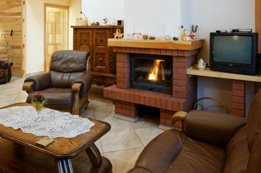 Pokoje Goscinne Na Skraju Puszczy Pogorzelce Extérieur photo